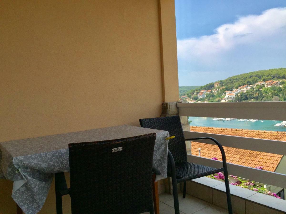 Apartment Seaview Jelsa Racic Exterior foto