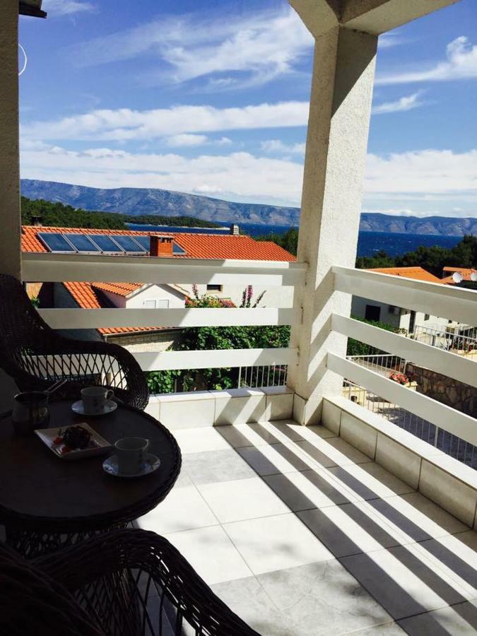 Apartment Seaview Jelsa Racic Exterior foto